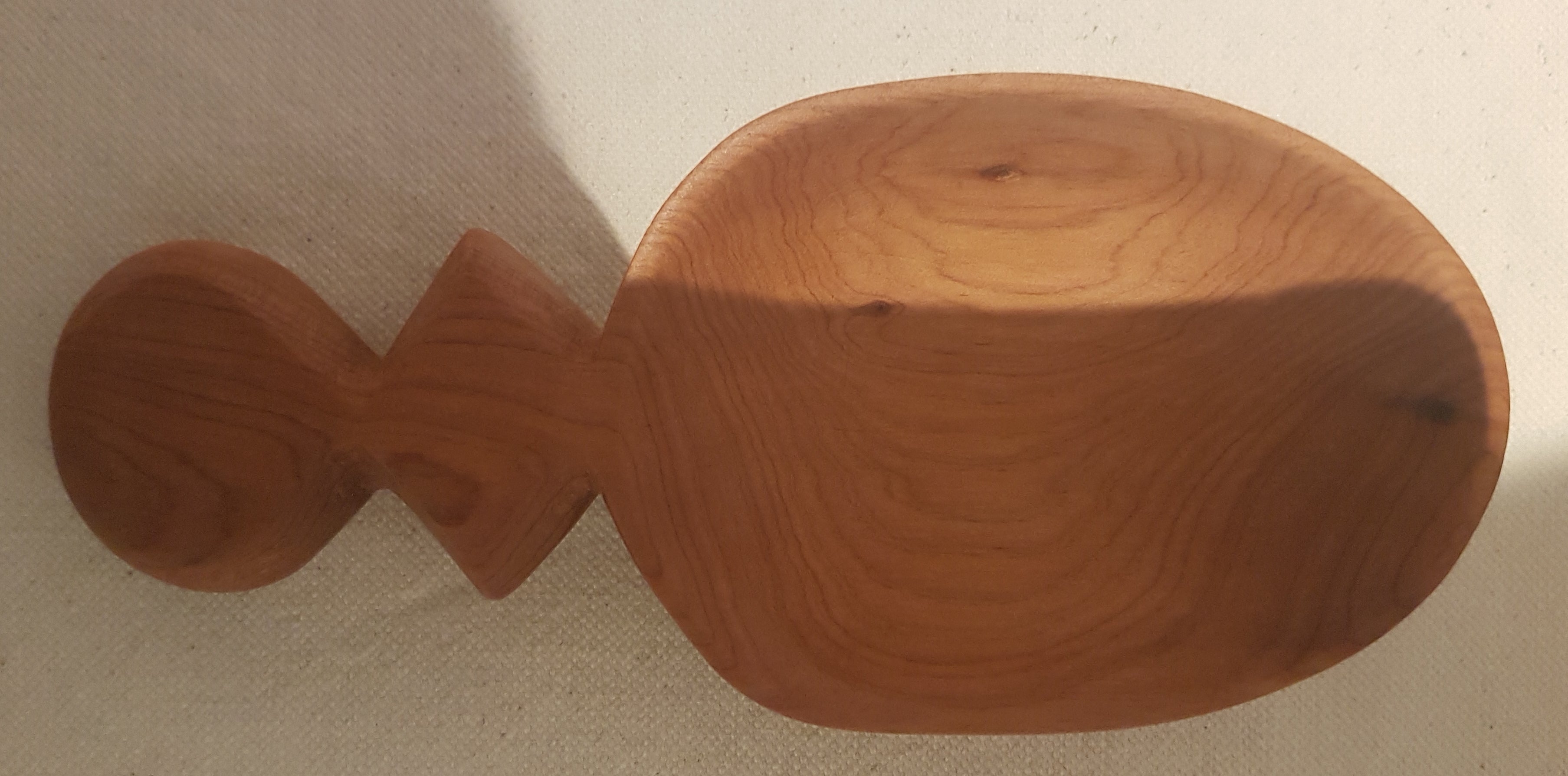 Cuillère en bois de thuya SYMBOLE 16 cm